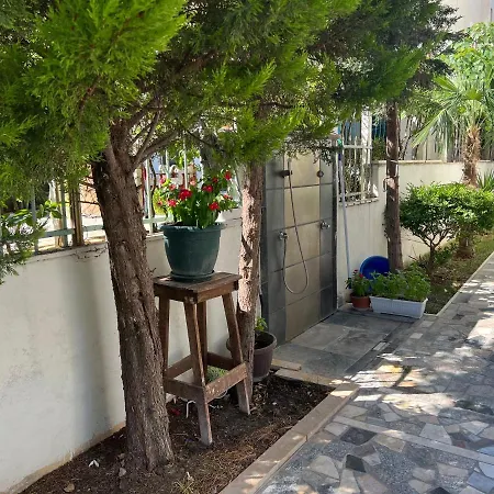 Beqja Guest house *