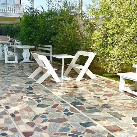 Beqja Guest house *