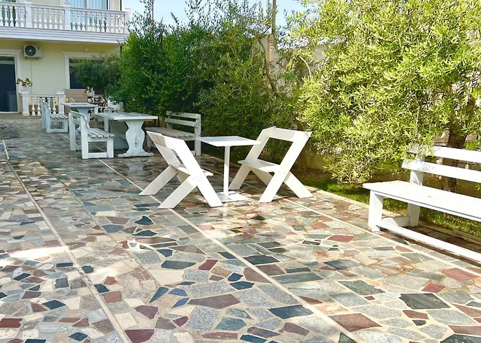 Beqja Guest house 3*